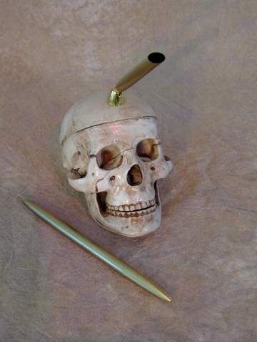 Skull Pen Holder - Click Image to Close